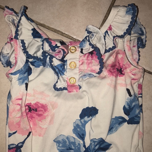 Super cute Juicy Couture Bathing Suit 👙 - Picture 3 of 5